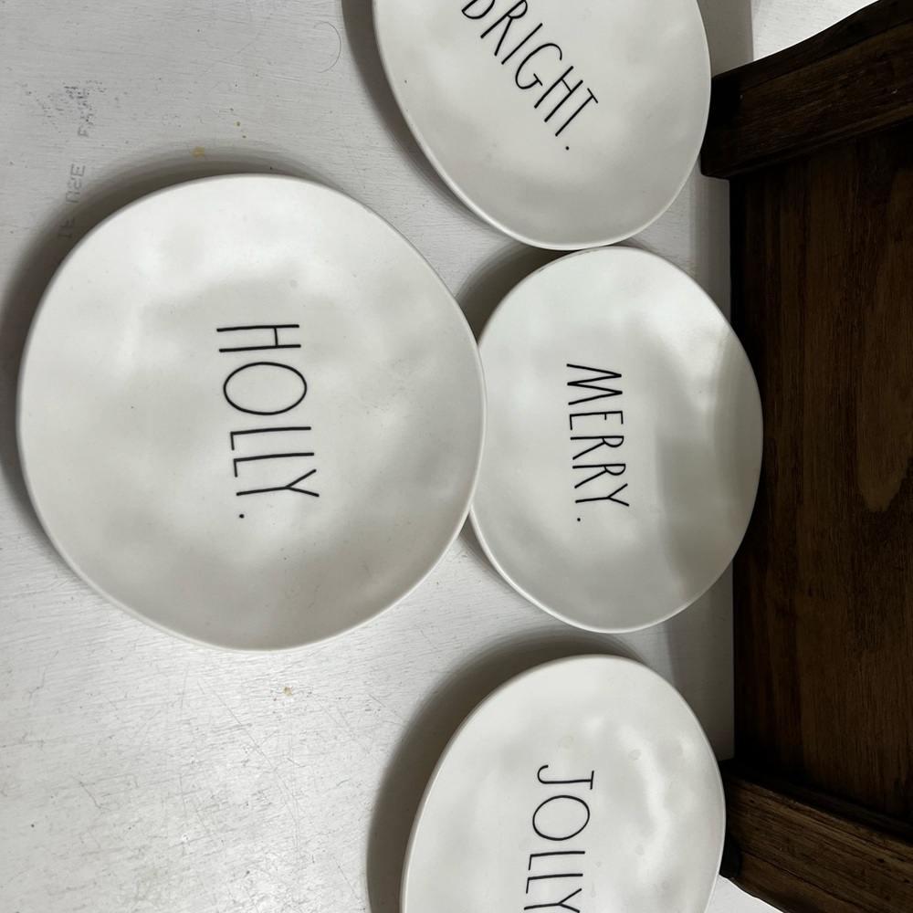 Rae Dunn White Holiday Plates Set